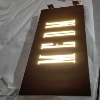 Acrylic lightboxes