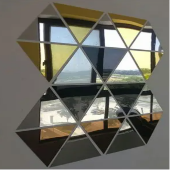 Mirror ceiling
