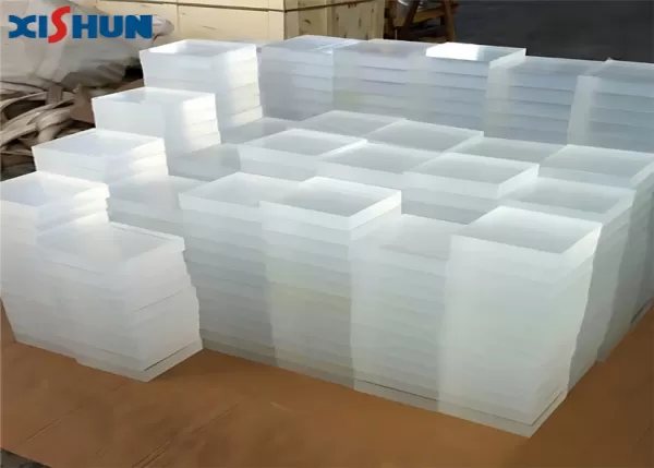 Why Professional Designers Opt for Custom-sized Acrylic Sheets: Three Key Advantages